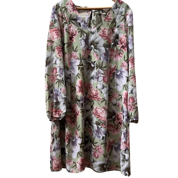 INC international concepts Floral V-Neck Dress - Zip and tie back, size XL - Picture 1 of 14